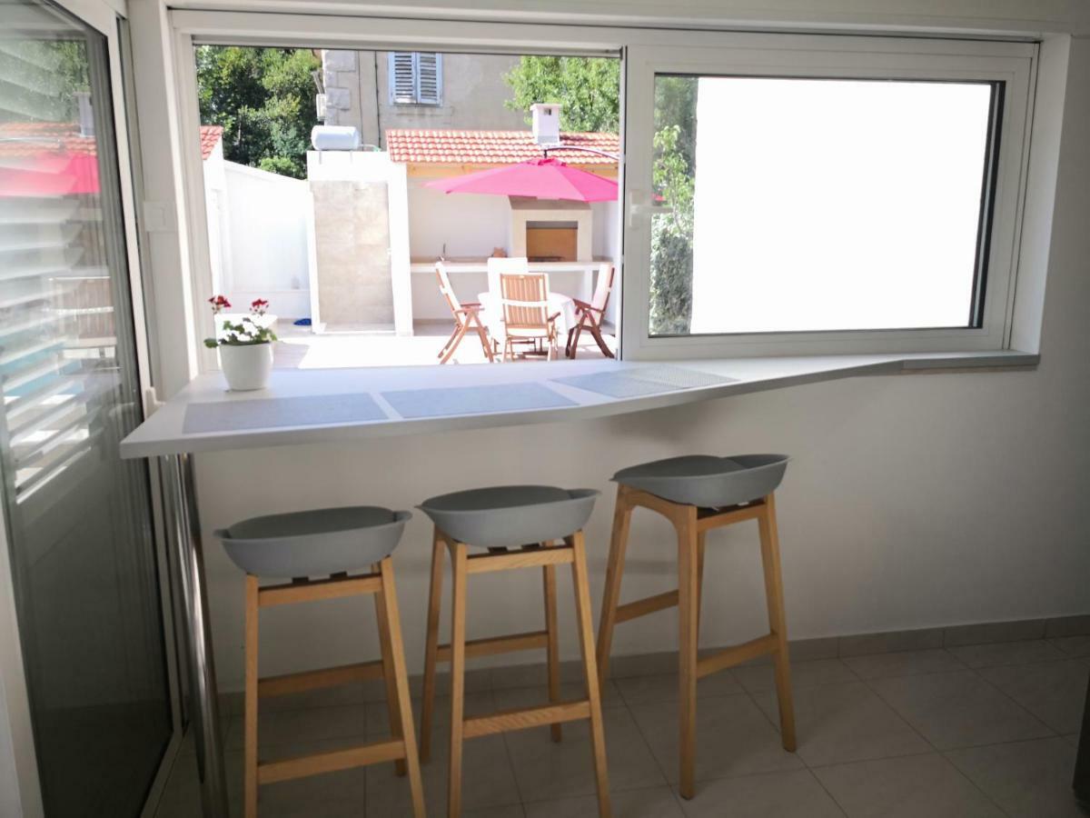 Private Oasis-Villa Sandina Split Bagian luar foto